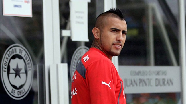 Arturo Vidal não para de sorrir antes de "partida dos sonhos"