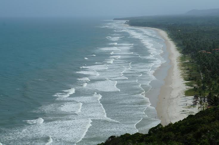 Paradisíaca Serra Grande tem 20 quilômetros de praias (Foto Vitor Fernandes).