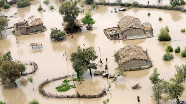 Enchente no Paquistão em 2010. Foto: AFP