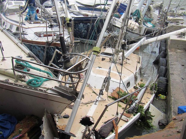 Destruição da ilha de Vanuatu após a passagem do ciclone Pam (Foto: REUTERS/UNICEF Pacific/Handout)