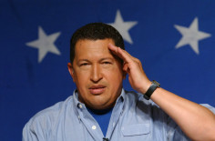 Hugo Chávez diz que está “agarrado a Cristo” na luta contra o câncer